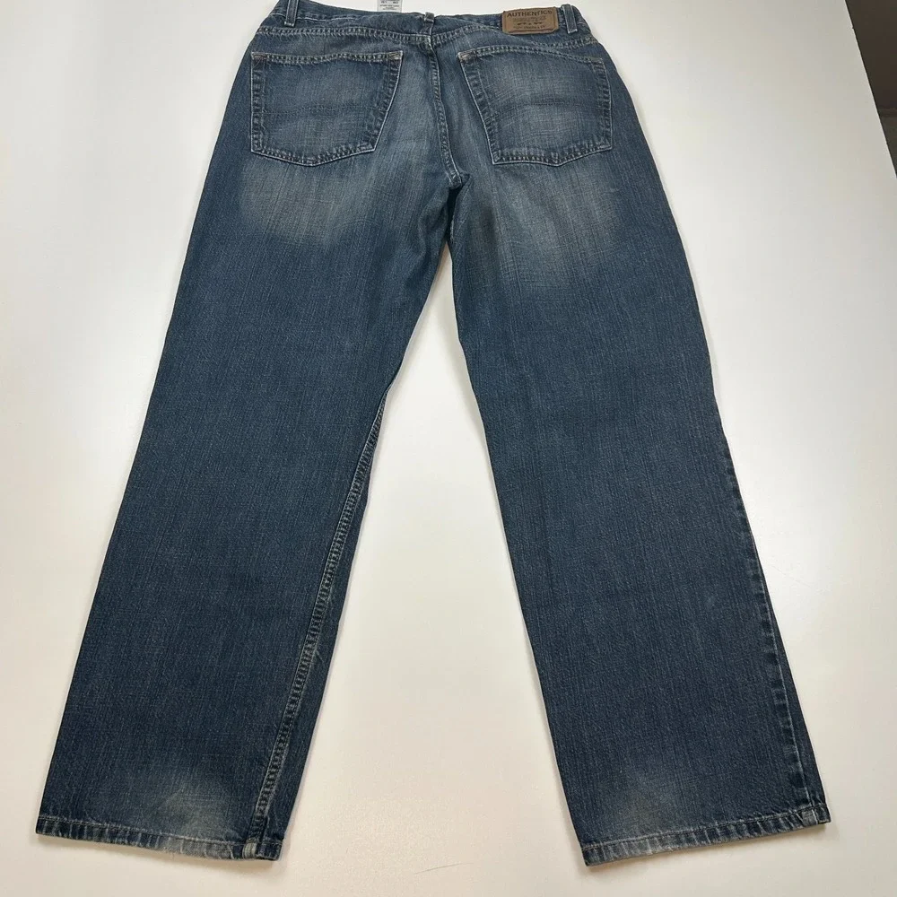 Levis signature by